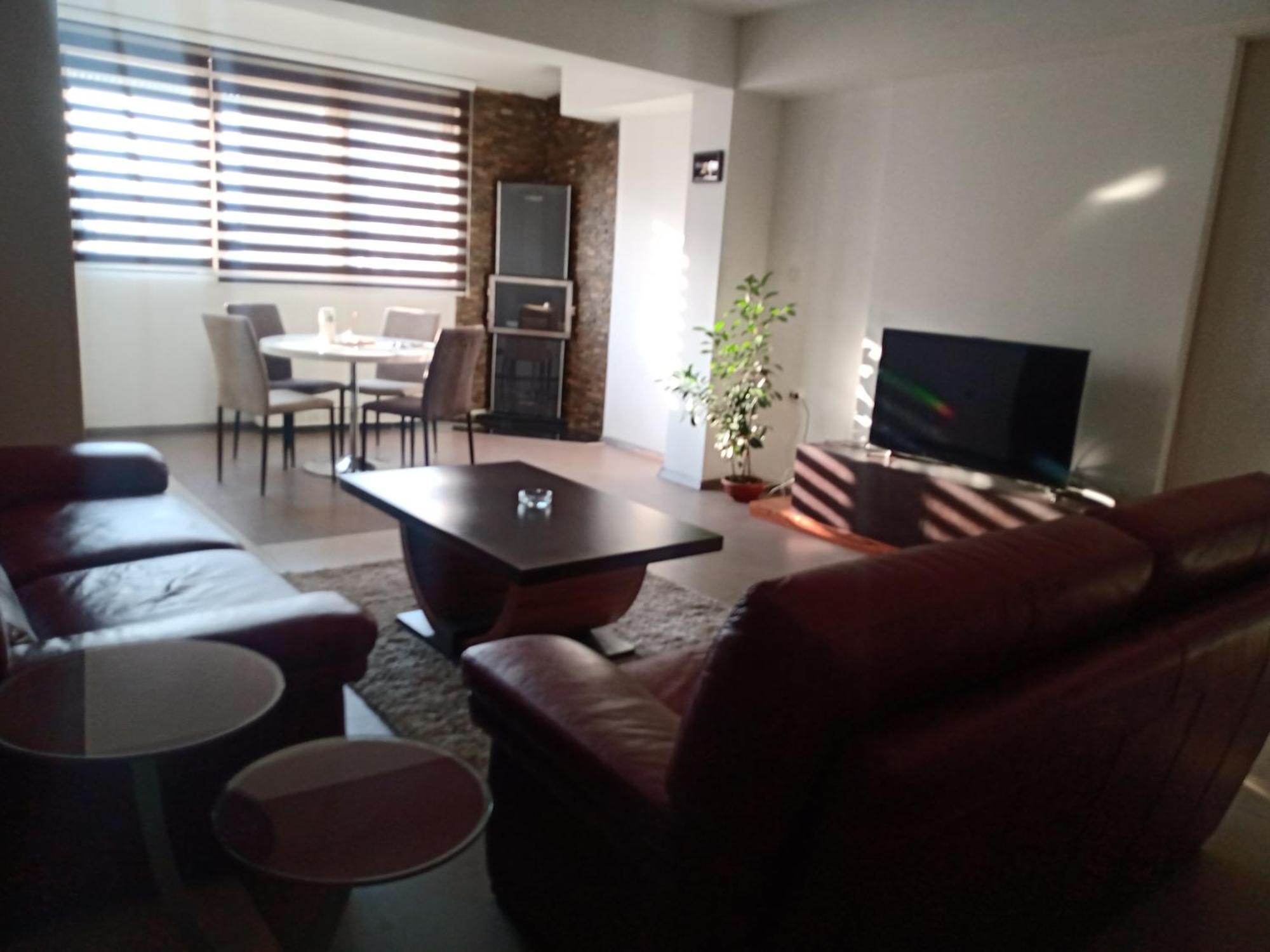 Central Lux Apartment Skopje Ngoại thất bức ảnh